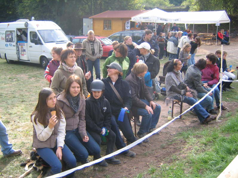 Teilnehmer und Zuschauer