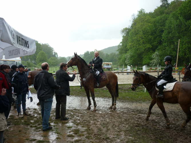 Siegehrung - A-Springen, leider wieder im Regenschauer